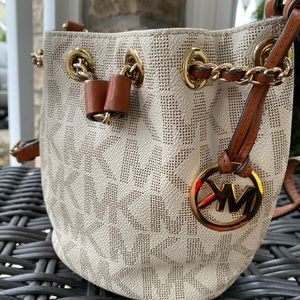 Michel Kors Bucket Purse